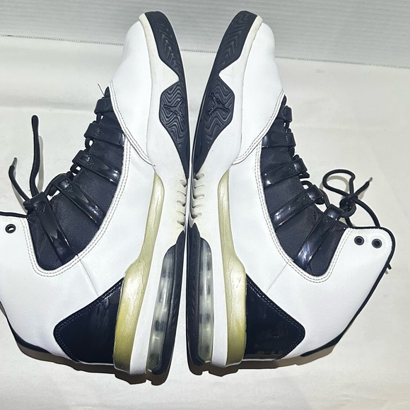 Jordan Max Aura White Metallic Gold Black Size 10 Sneakers Shoes Lace-Up - Picture 9 of 12